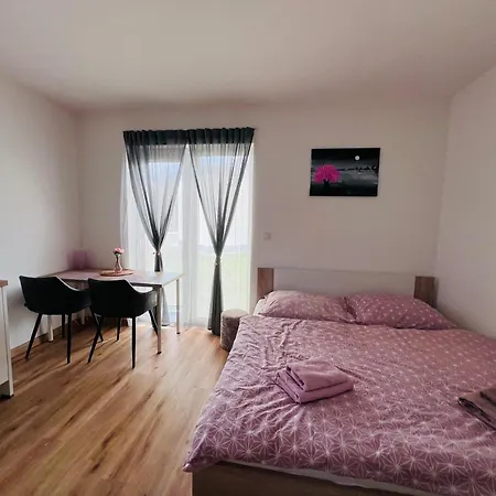 Roda1 Male Lipno Apartment